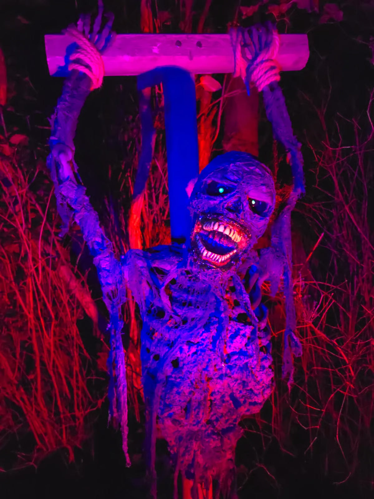 🔥Last Day 70% OFF -🧟♂️Terrifying Motorized Corpse Prop