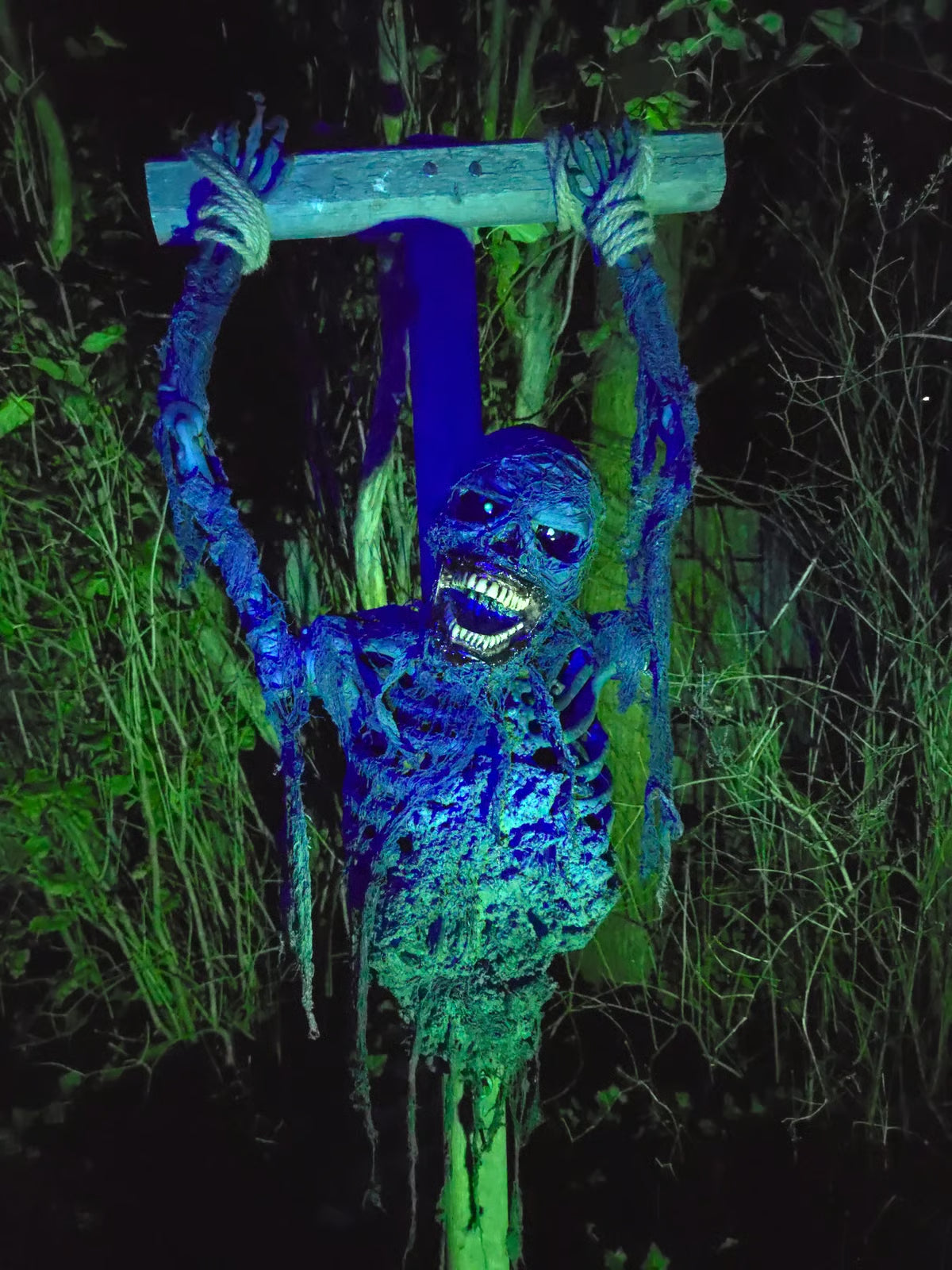 🔥Last Day 70% OFF -🧟‍♂️Terrifying Motorized Corpse Prop