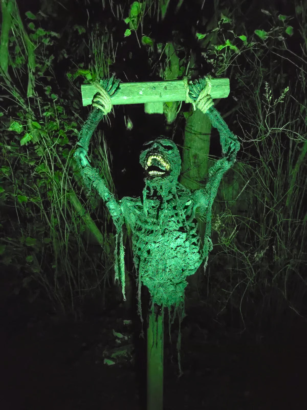 🔥Last Day 70% OFF -🧟‍♂️Terrifying Motorized Corpse Prop